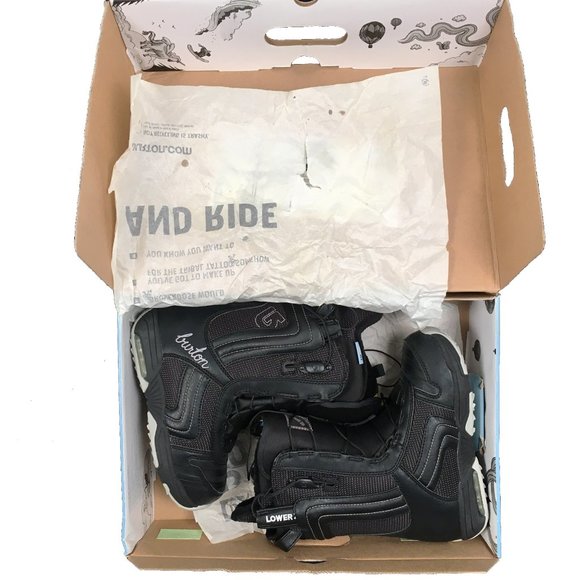NEW Burton Emerald Womens Snowboard Boots! Size 4 Euro 34 Black Burton Print - Picture 1 of 1
